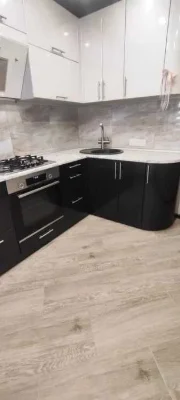 Продам 1кімнатну квартиру в центрі міста, біля Казки. Євроре