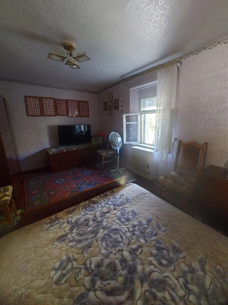 Продам  два будинки в Лісках