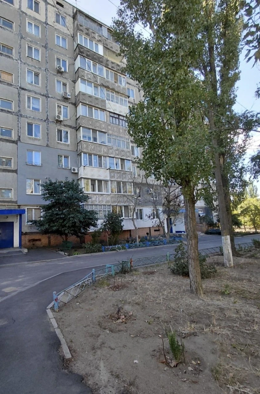 Продаю 3 ком. квартиру с евроремонтом в Корабельном районе