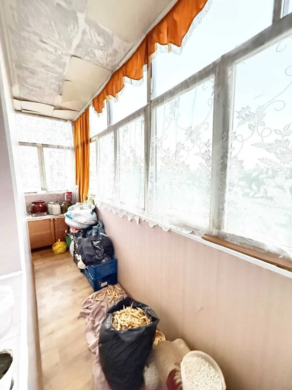 Продаж 3-кімнатної квартири по вул. Івана Сірка