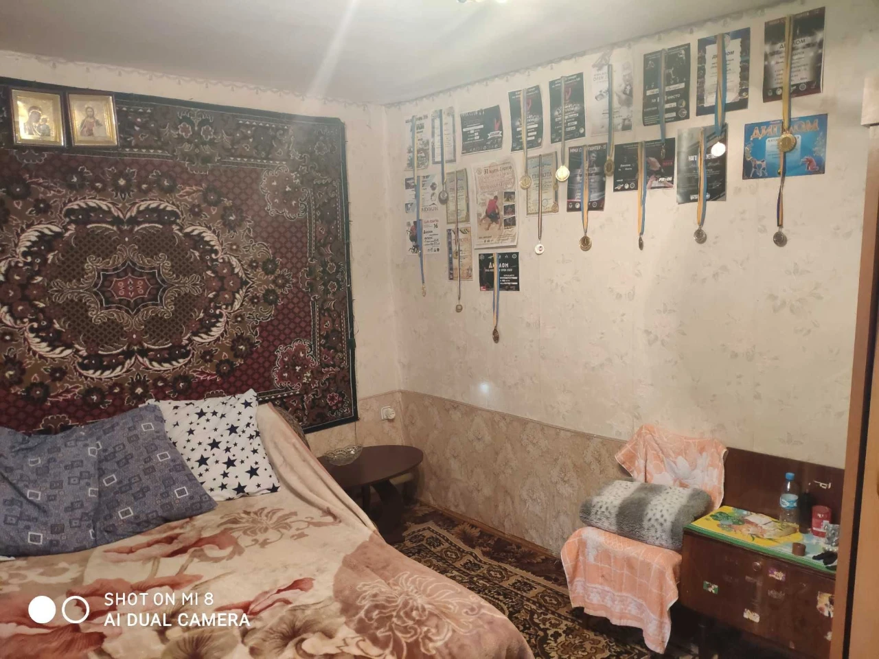 Свій двір, гараж і окрема кухня — будинок у Миколаєві.