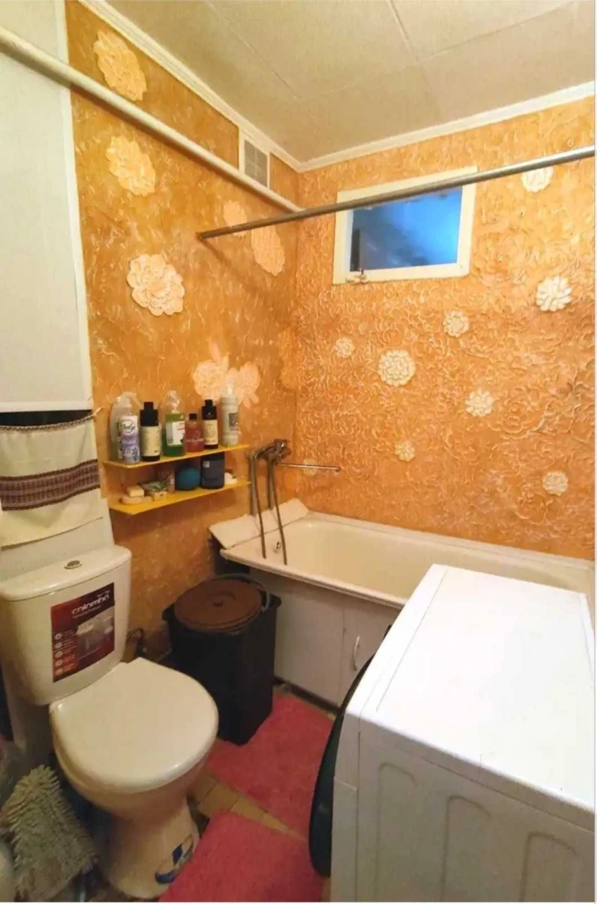 Продам Однокомнатную квартиру в Корабельном районе пр.Корабе