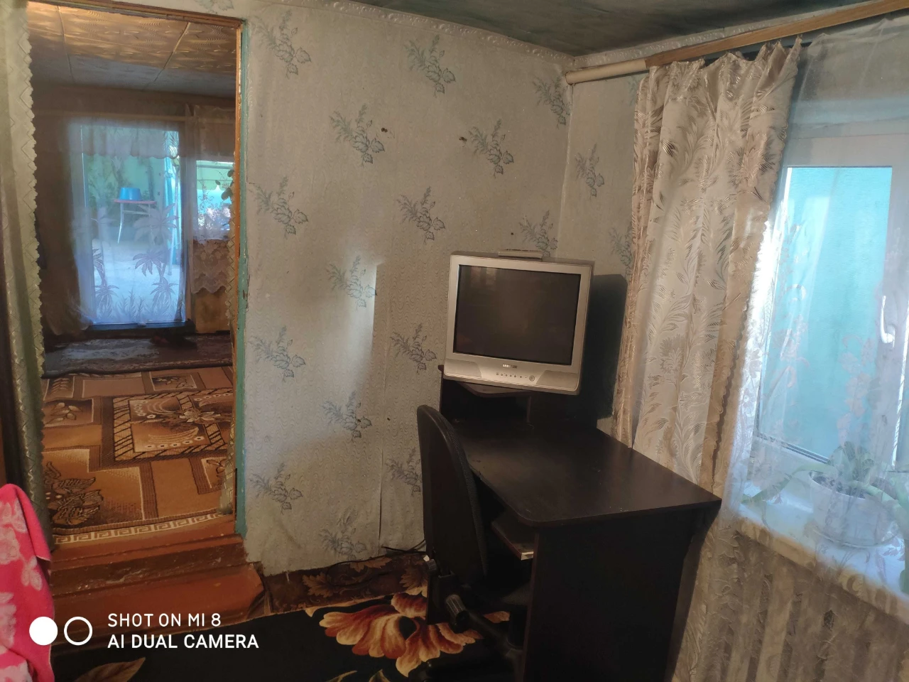 Будинок 4 кімнати + літня кухня + гараж, свій двір, всі кому
