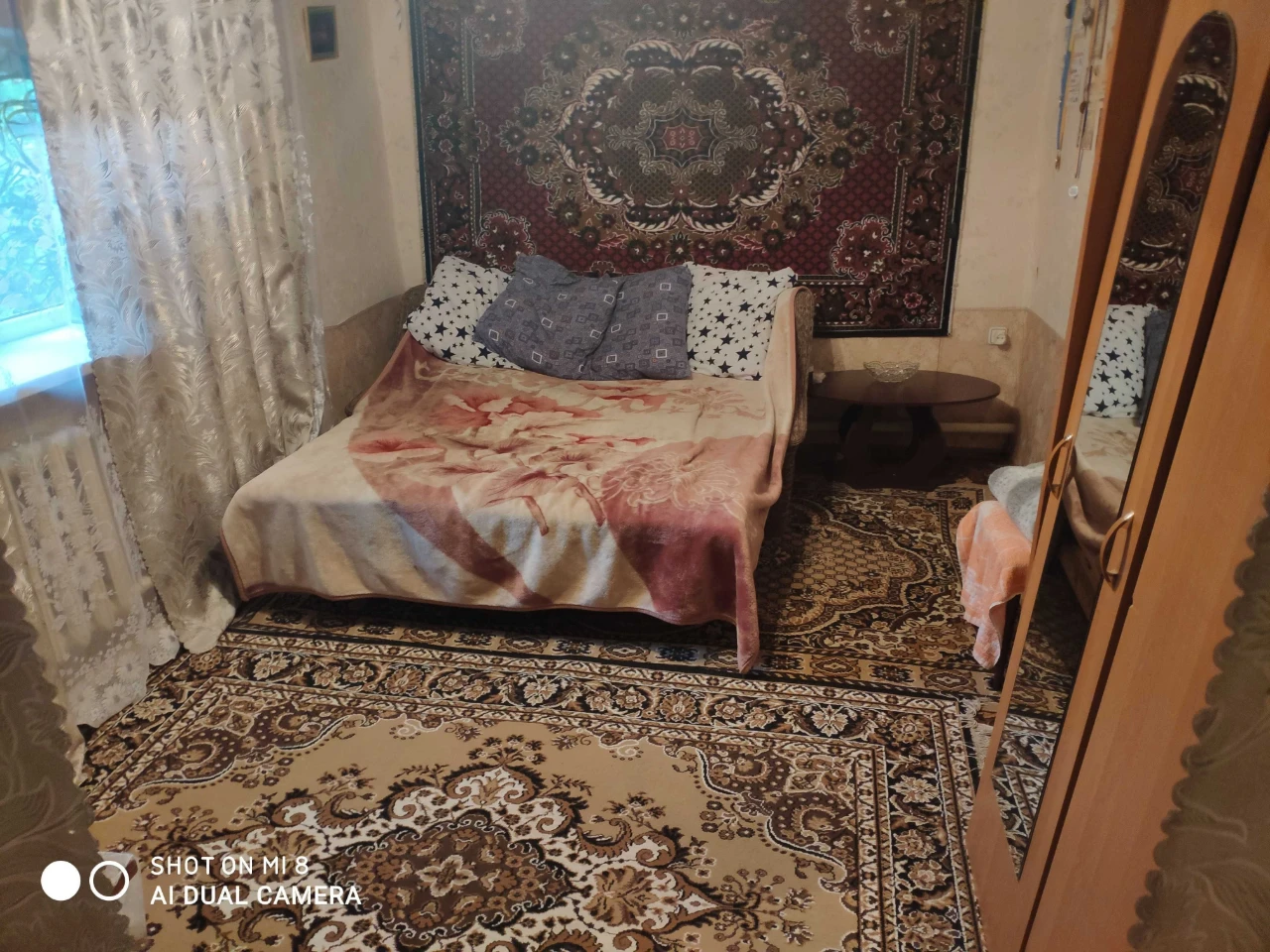 Будинок 4 кімнати + літня кухня + гараж, свій двір, всі кому