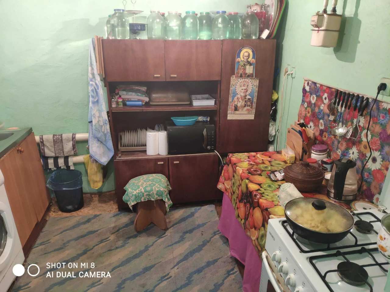 Будинок 4 кімнати + літня кухня + гараж, свій двір, всі кому
