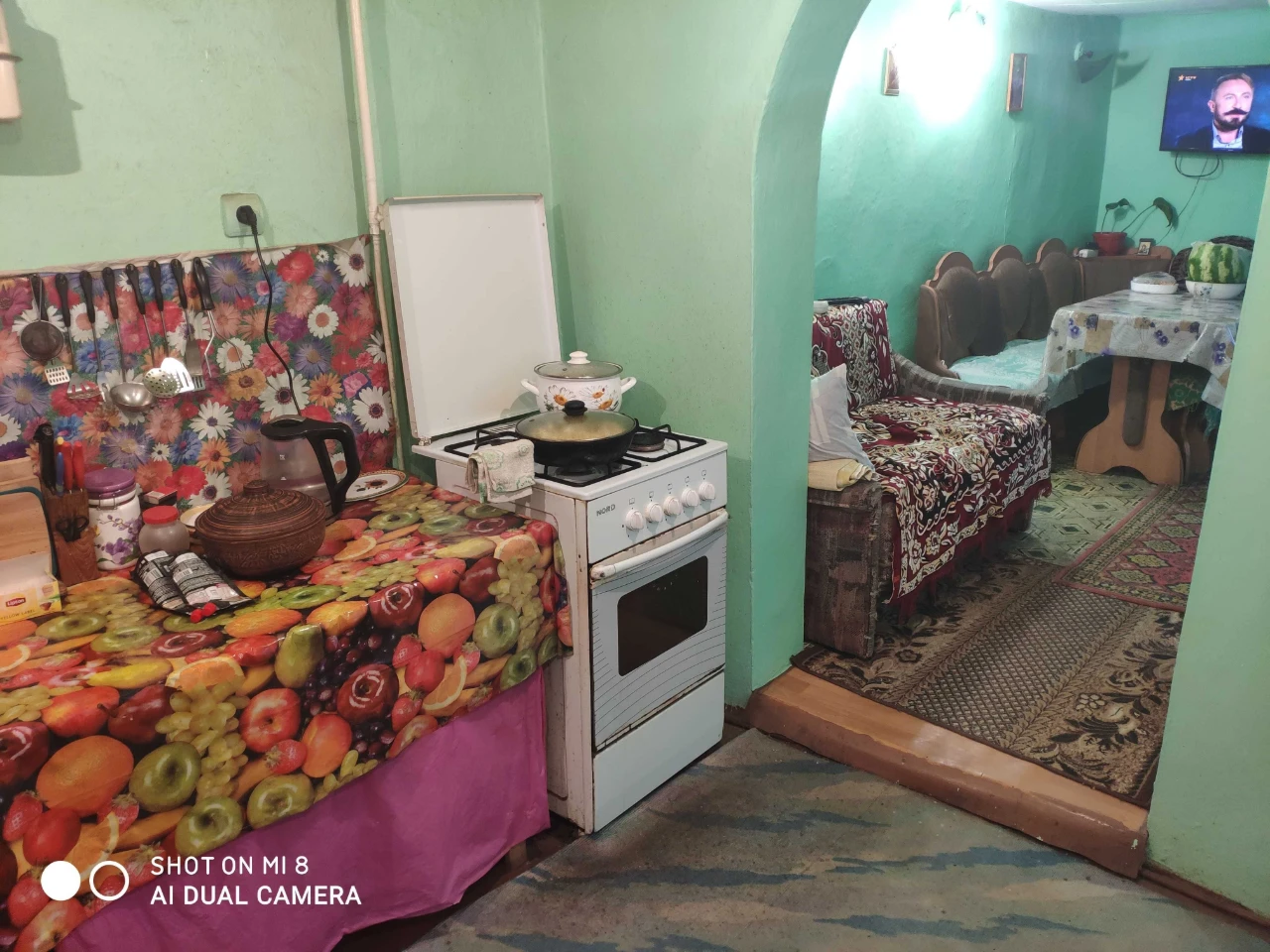 Будинок 4 кімнати + літня кухня + гараж, свій двір, всі кому