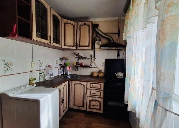 Продаж 3 кімнатної квартири район Ліски