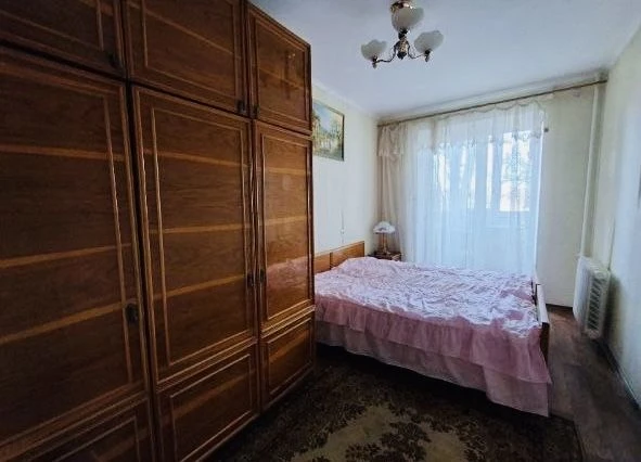 Продаж 3 кімнатної квартири район Ліски