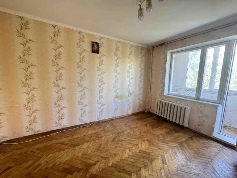 Продаж 3к квартири