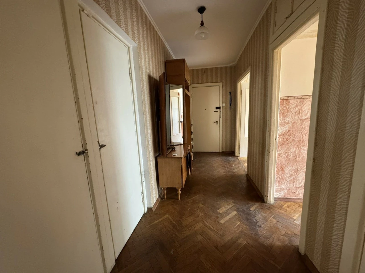 Продаж 3к квартири