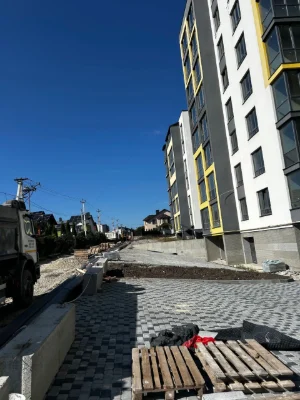 1-кім вул.15Квітня  42м 5/10 ц -  32тис,дол