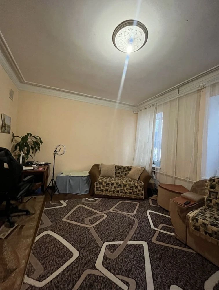 Продаж 2к Центр міста
