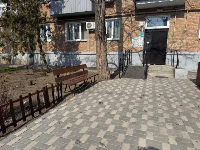 Продаю 3 комнатную квартиру в Лесках (2 КП)и1