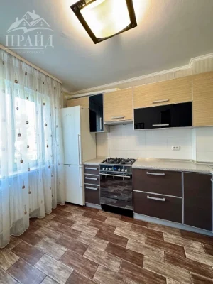 Продаж 3-кмн квартири на 3 поверсі, вул.Заливна