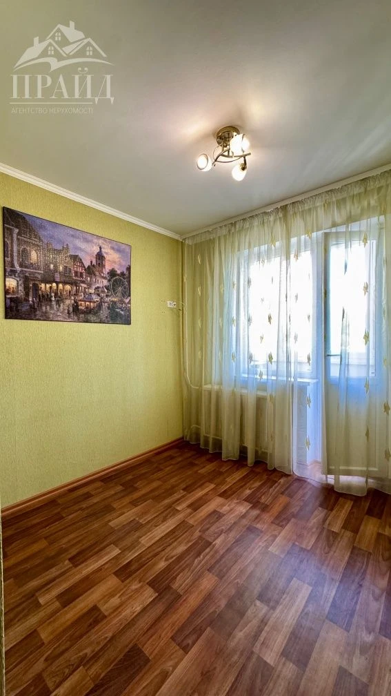 Продаж 3-кмн квартири на 3 поверсі, вул.Заливна