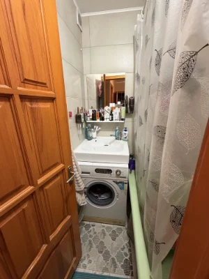 Продаж 3 кк на 2 поверсі!