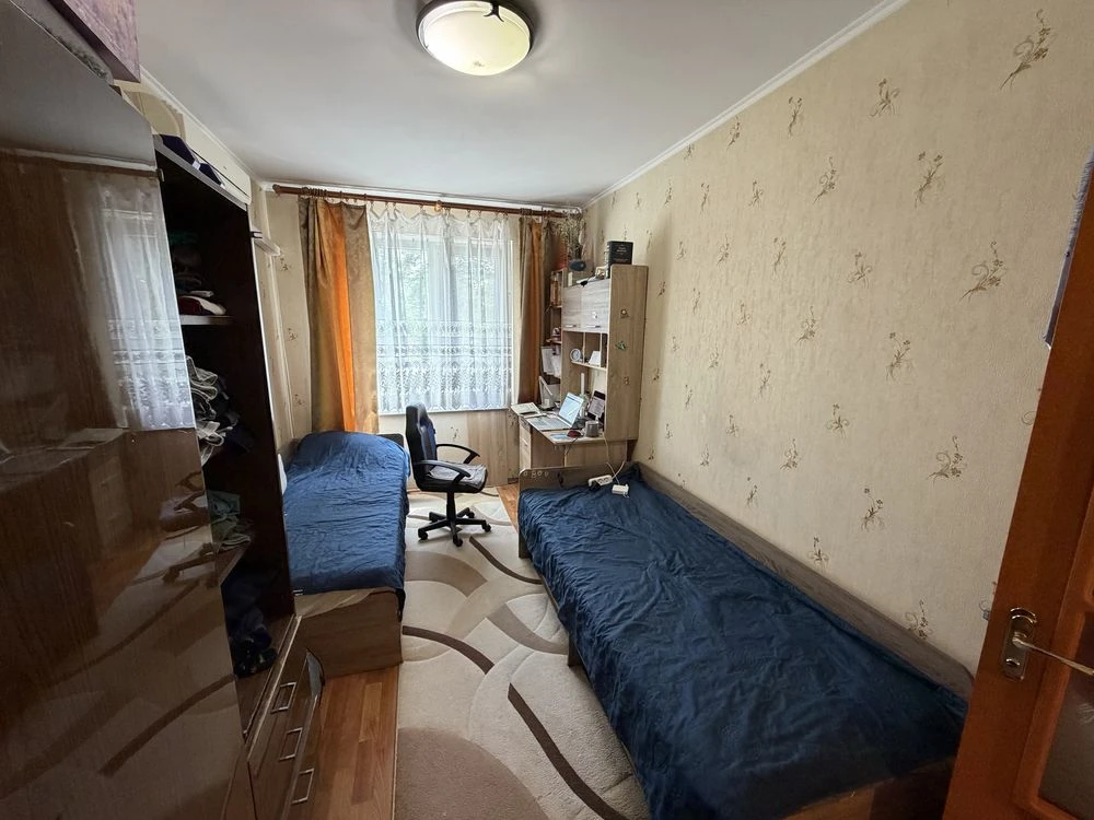 Продаж 3 кк на 2 поверсі!