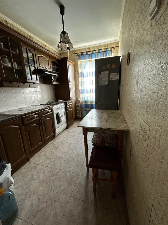3-х.кім.Вишнівецького 64м,10пов-55тис дол