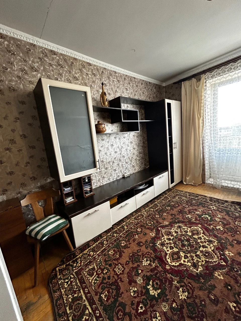 3-х.кім.Вишнівецького 64м,10пов-55тис дол