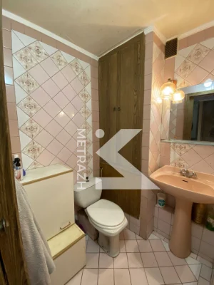 75131 Продам 2 комнатную квартиру на улице Ахсарова