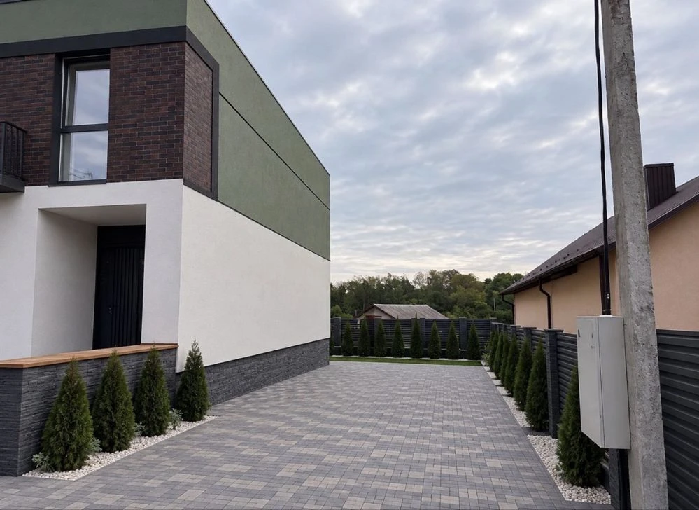 Продається котедж поруч з Тернополем