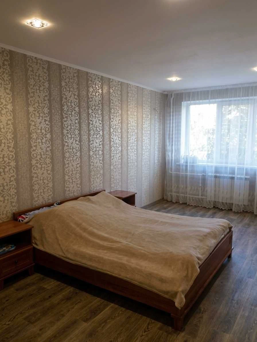 Продам 2-комнатную квартиру, Новые дома