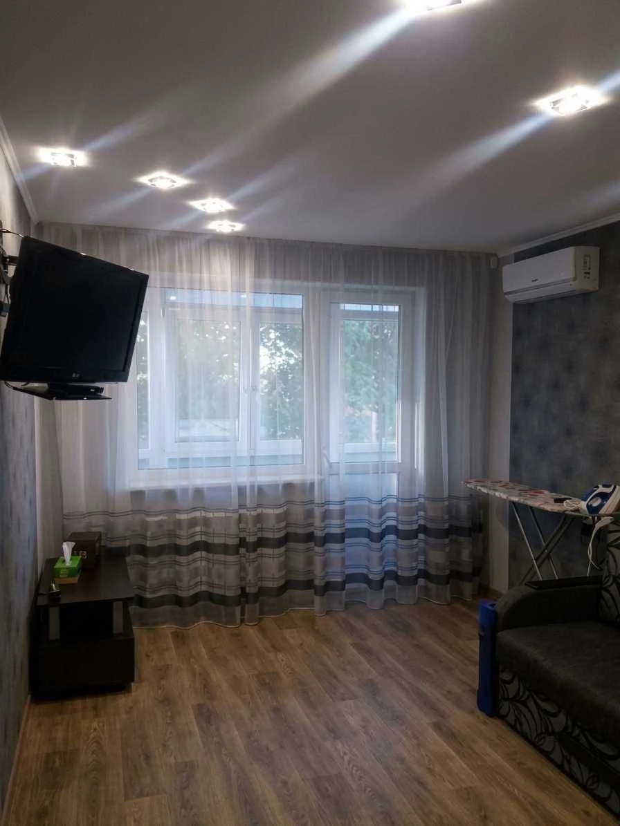 Продам 2-комнатную квартиру, Новые дома