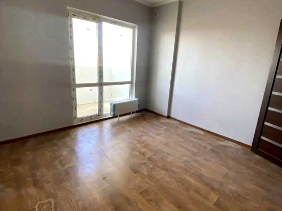 Apartment. Kyiv, Kulzhenkov Family St. (Petra Degtyarenko)