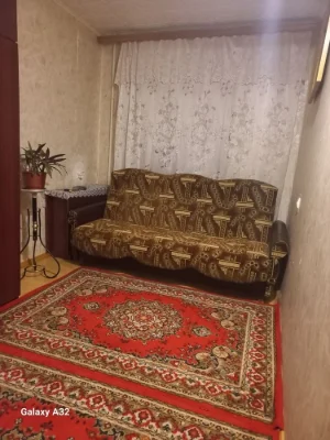 Трикімнатна квартира по Левка Лукяненка