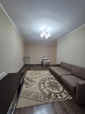 Продам 2х кімнатну квартиру вул.Леся Сердюка 40  Метро Салті