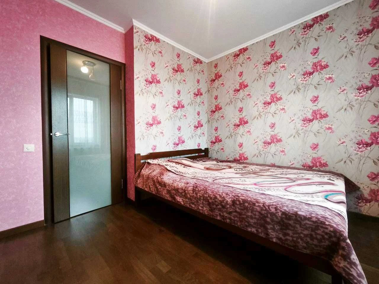 3 кімнатна квартира 66 м2, з ремонтом. Центр міста р-н Граде