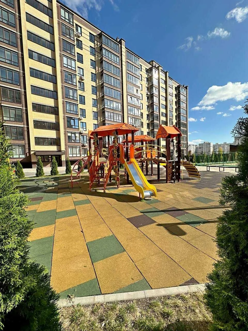 Простора 2 кімнатна квартира в ЖК Лісовий р-н Масани (SP)