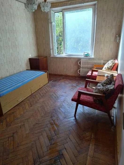 Продам 3 комн квартиру 65 м2 Комфортный 4 этаж из 9ти метро
