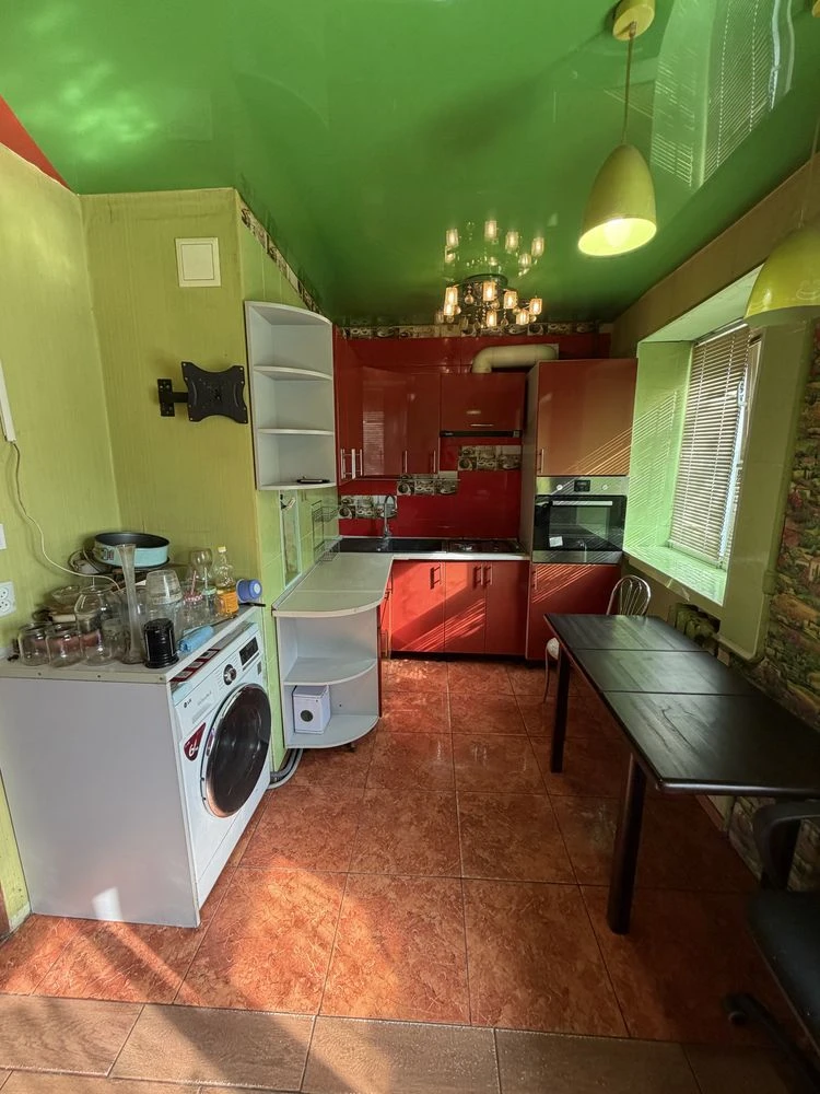 Продам 3 ком.кв Салтовка(ТРК УКРАИНА)