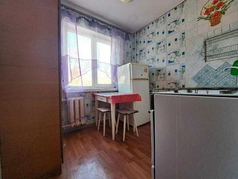 Продам 1 комн кв 3/5 32/17/6  возле рынка ХТЗ улица Косарева