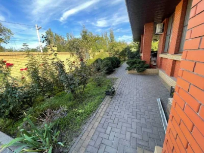 House for sale in Kosmichny district