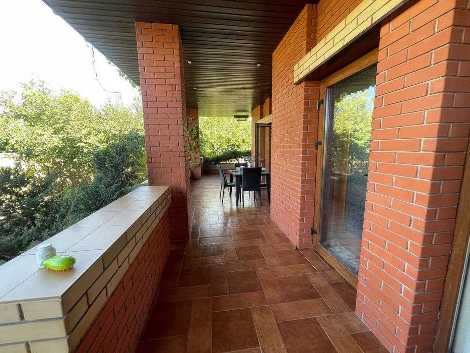 House for sale in Kosmichny district
