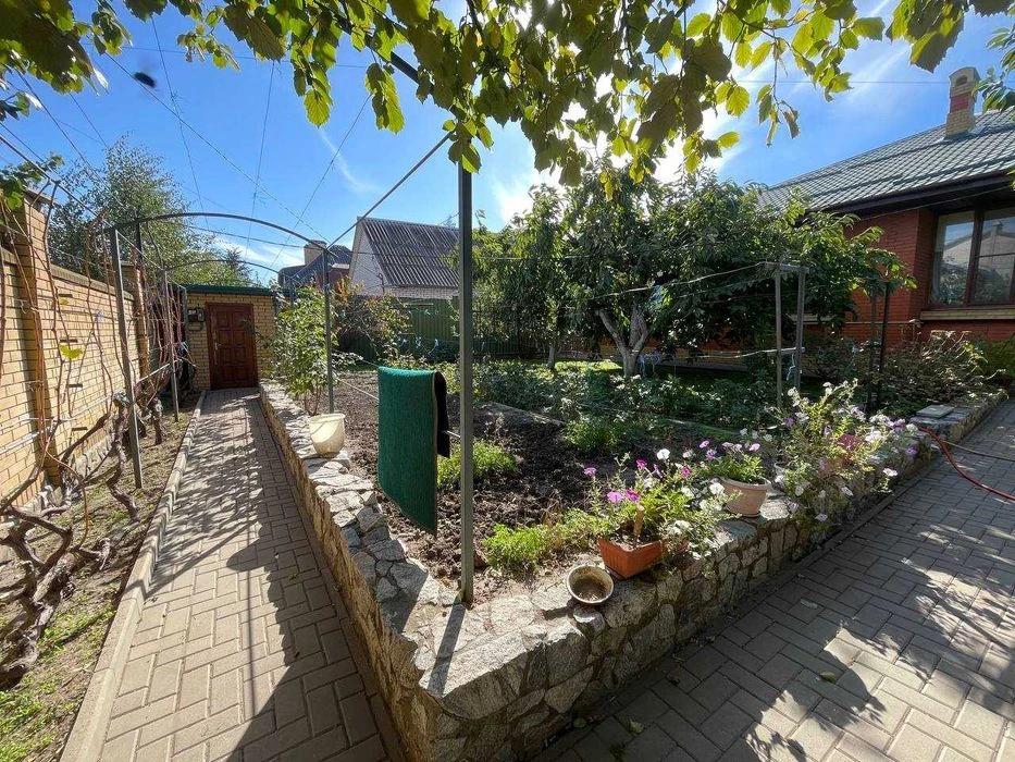 House for sale in Kosmichny district
