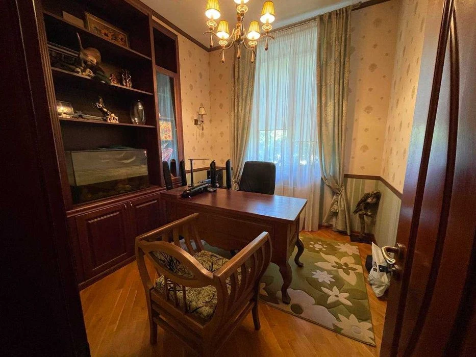 House for sale in Kosmichny district