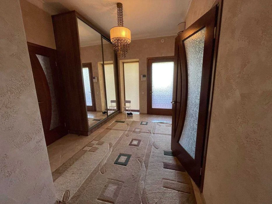 House for sale in Kosmichny district