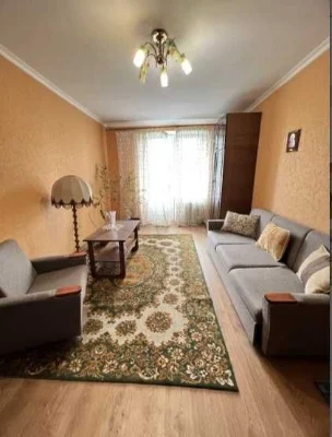 В продажу 2 кімнатна квартира в житловому стані