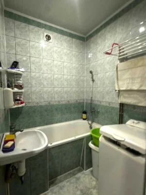 Продам 2х комн квартиру Новые Дома, м Дворец Спорта 2/5 с ре