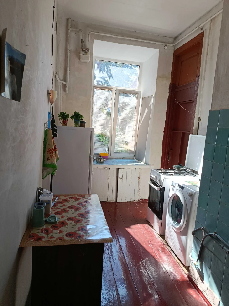 Продам  18м2 Центр пр. Героїв Харкова