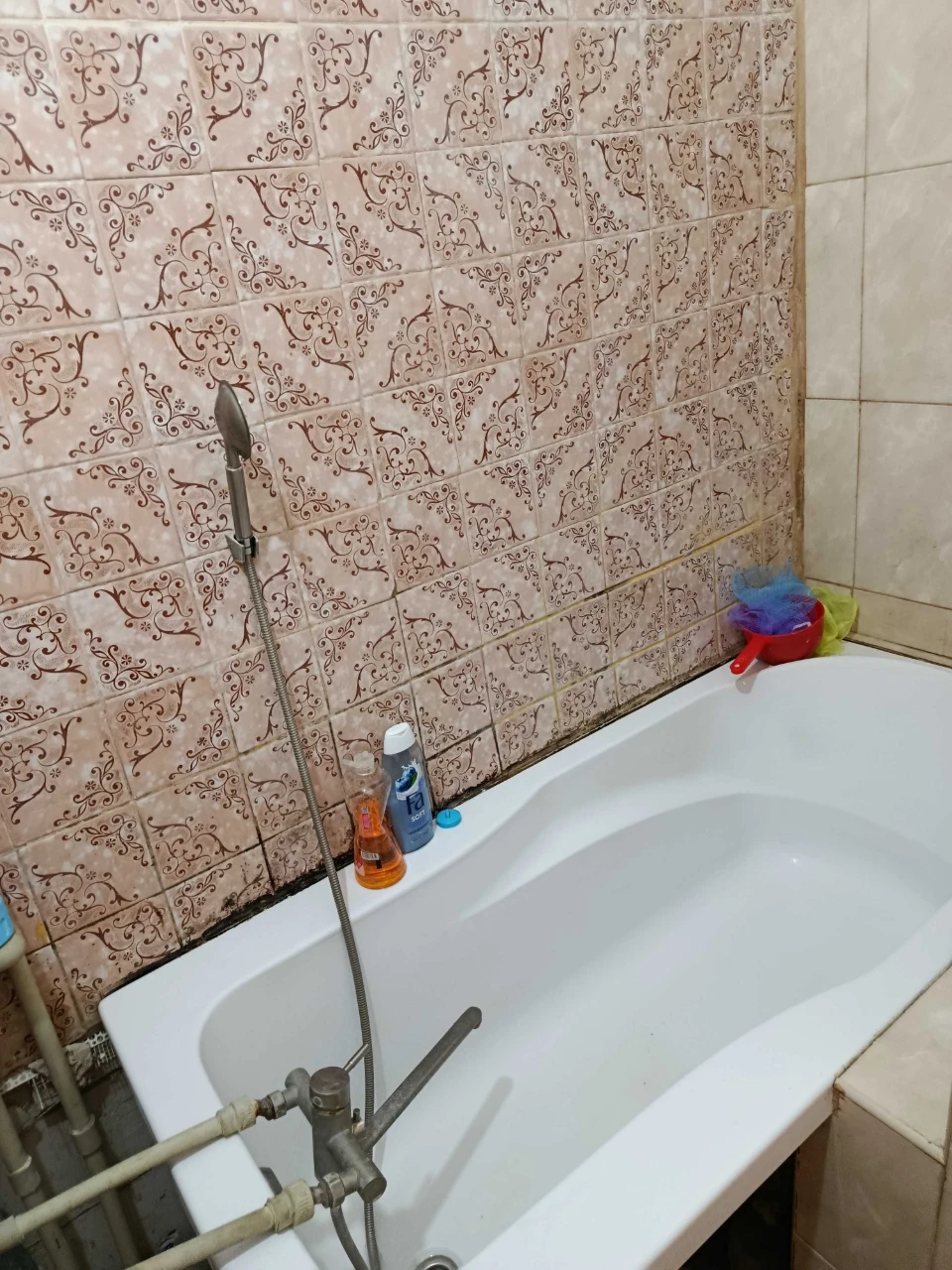 Продам  18м2 Центр пр. Героїв Харкова