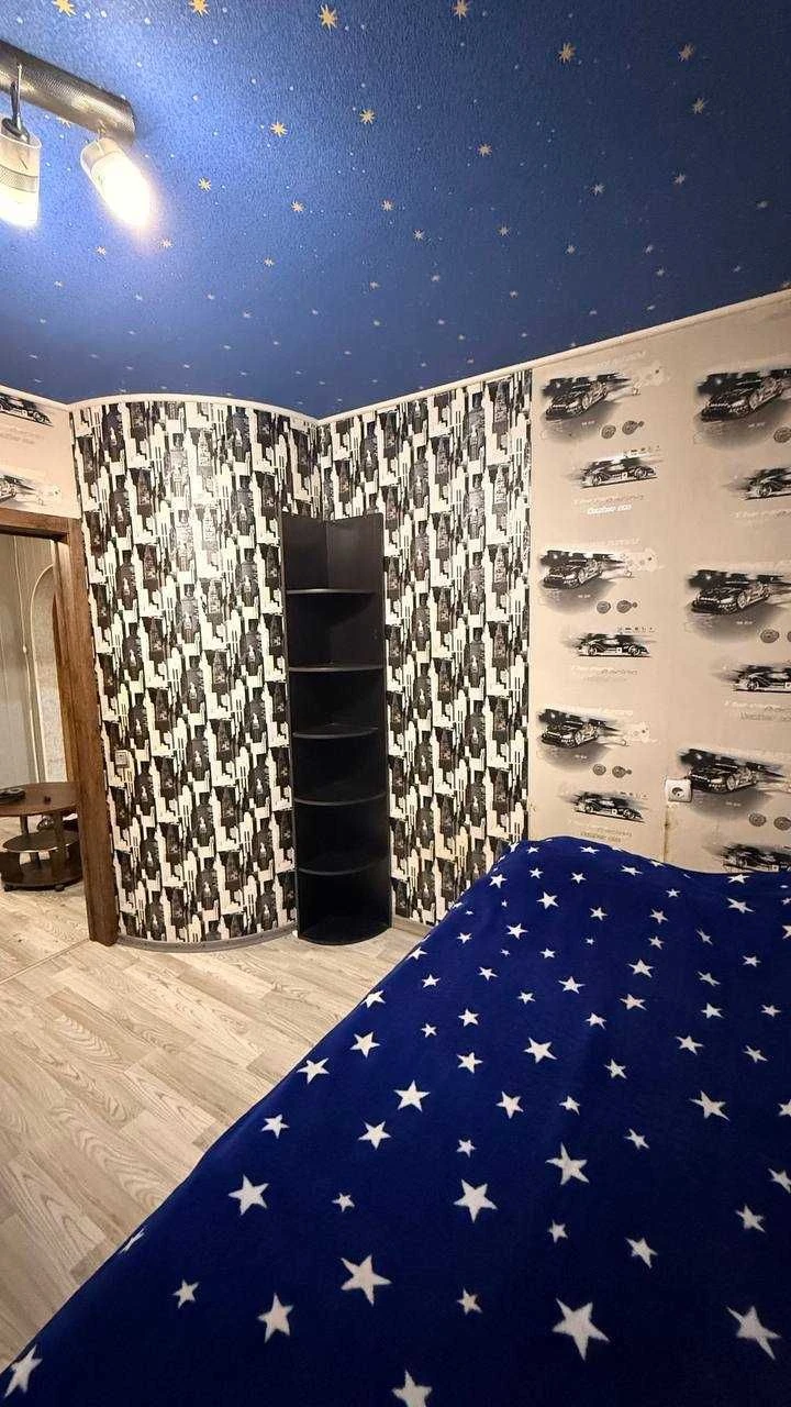 Продам 3комнатную квартиру по пр. Юбилейный с оригинальной п