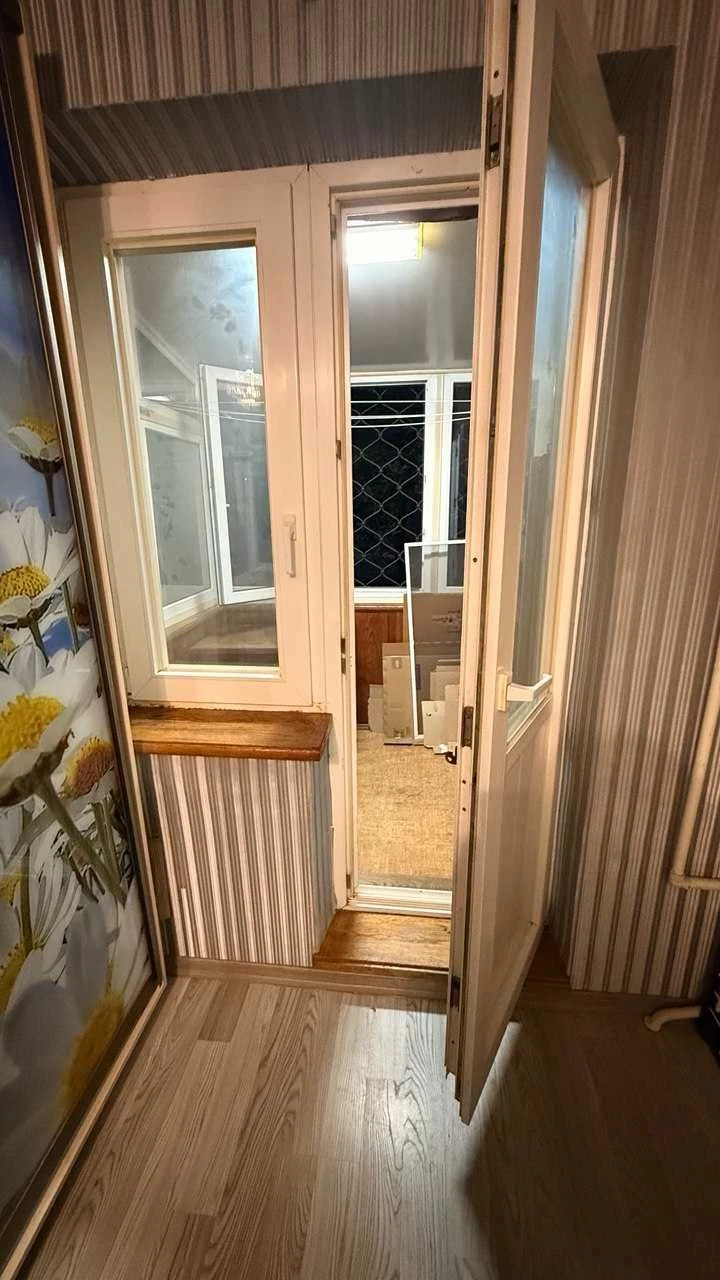 Продам 3комнатную квартиру по пр. Юбилейный с оригинальной п
