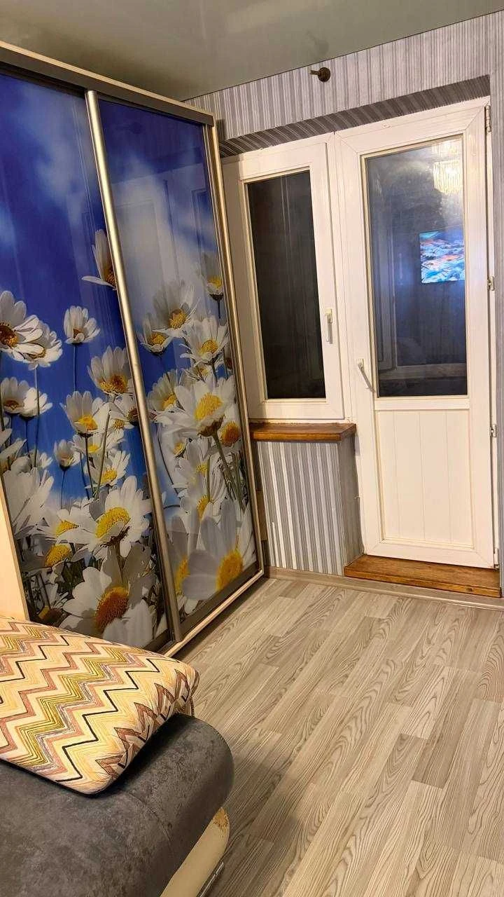 Продам 3комнатную квартиру по пр. Юбилейный с оригинальной п