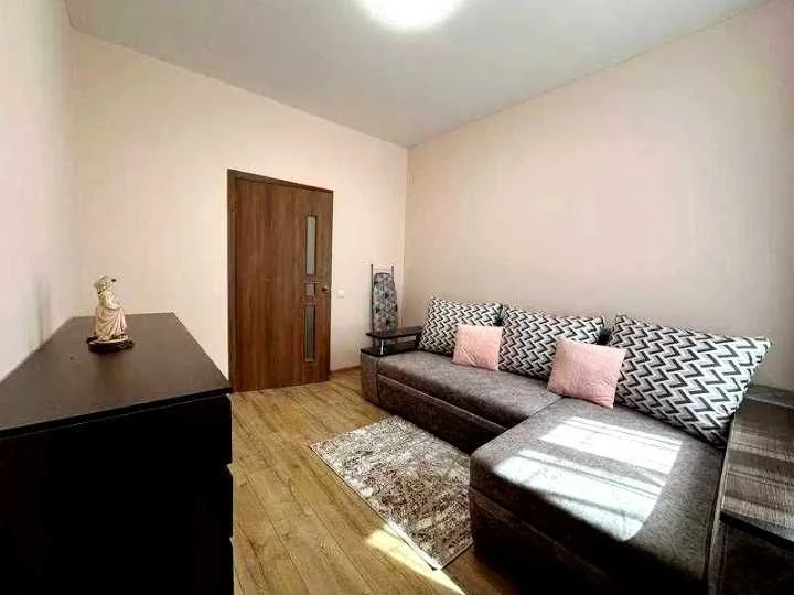 Продам 2х комн квартиру Салтовка, ТРК Украина, пр Юбилейный