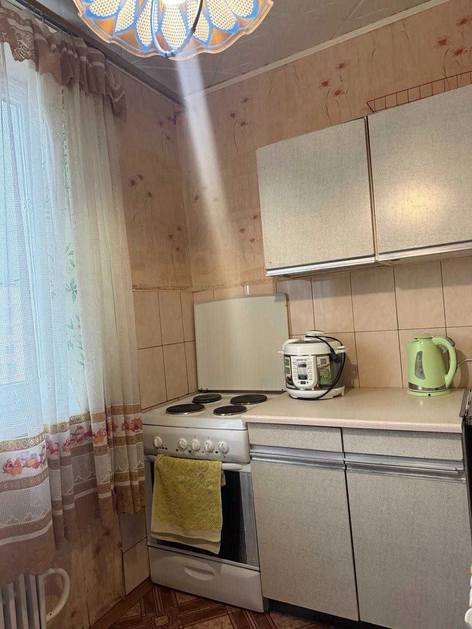 Продам 3 комн квартиру 65м2 Укомплектована Роганский ж/м мет
