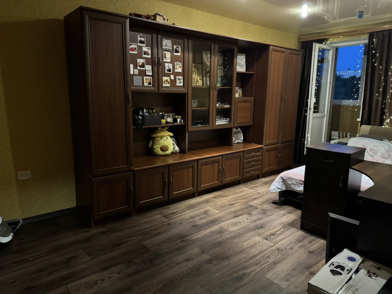 Продам 1 квартиру на Салтівці,вул.Нескорених,48 а